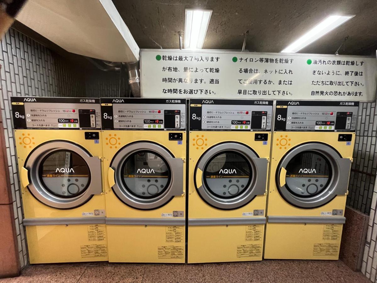 デザイナーズルーム新宿 エレベーター付　繫華街に至近 最大6人 　飲食店集中　買い物便利 Tóquio Exterior foto